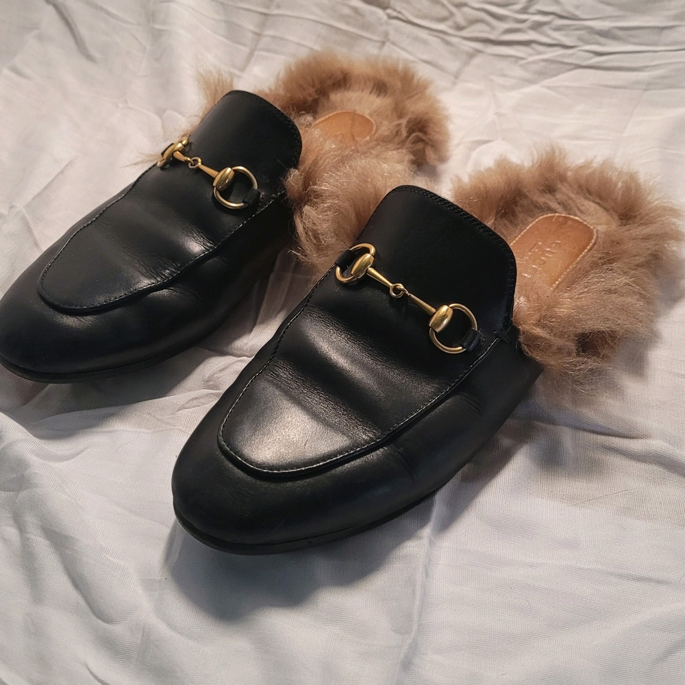 Gucci Tan Leather Fur-Lined Accessory